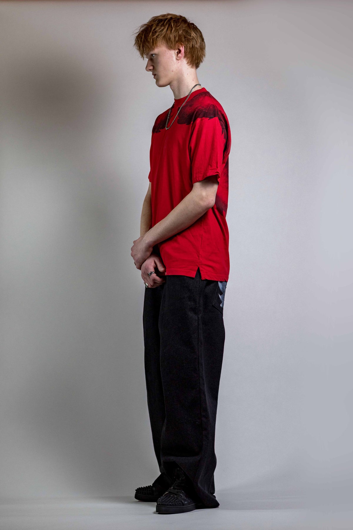 OUTLINE TEE RED