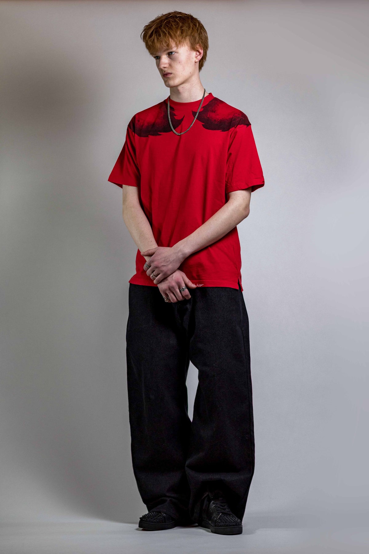 OUTLINE TEE RED