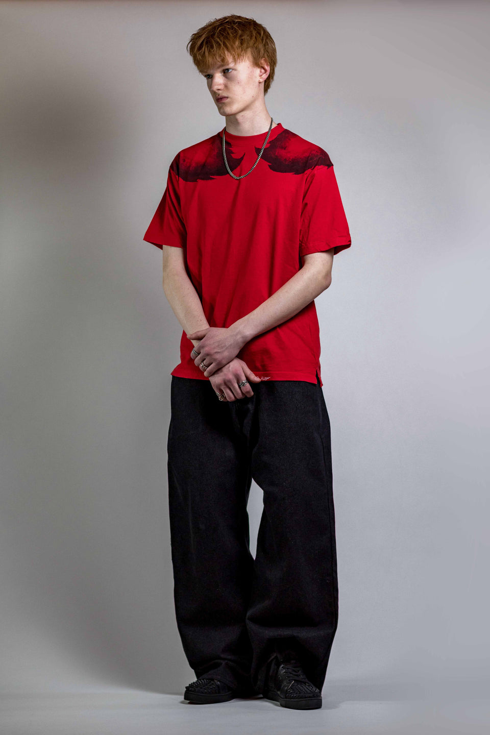 OUTLINE TEE RED