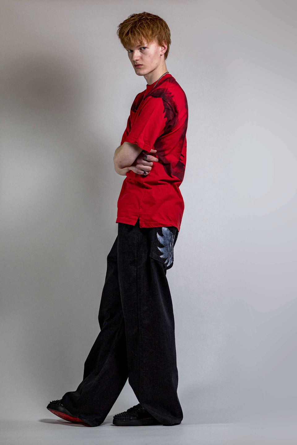 OUTLINE TEE RED